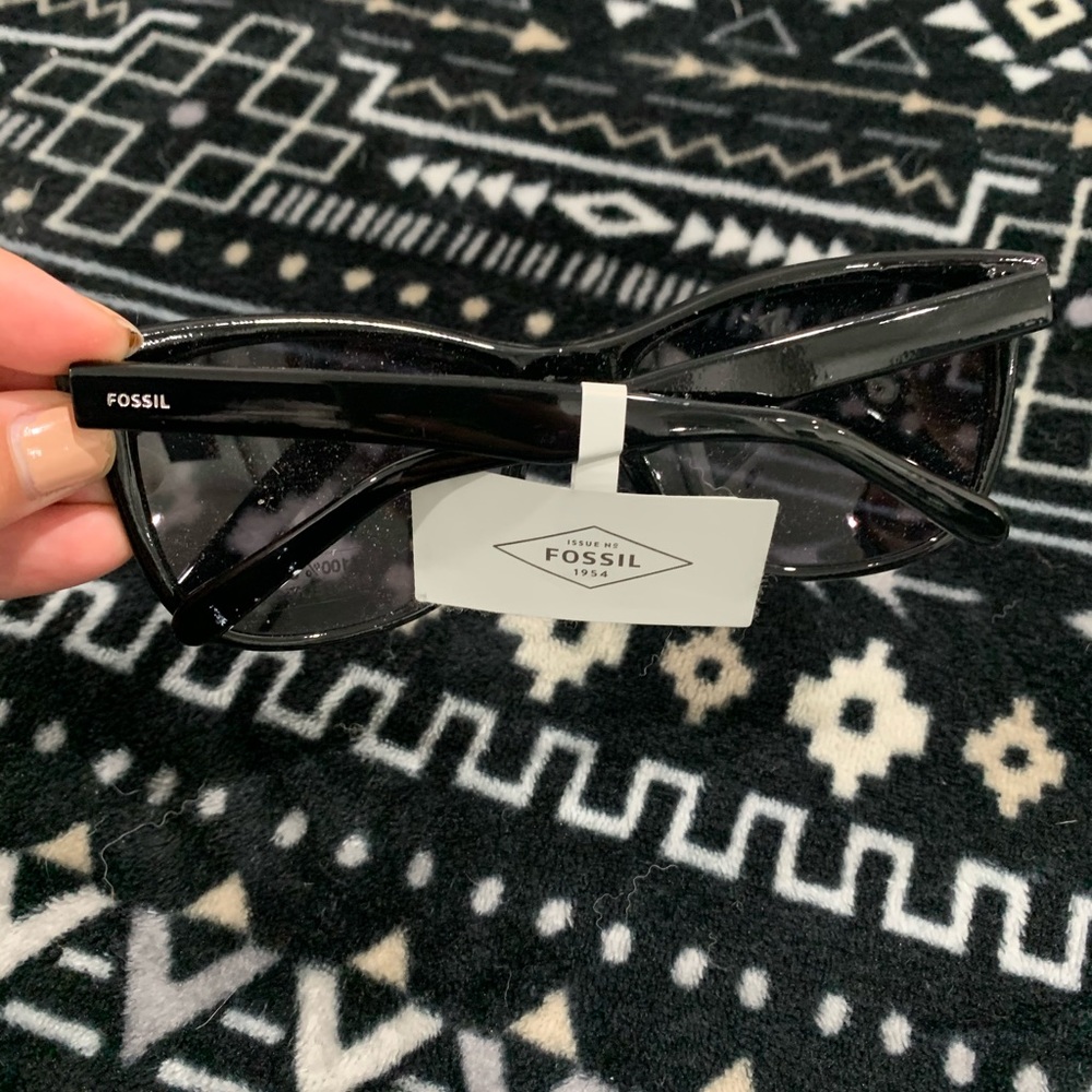Fossil shades